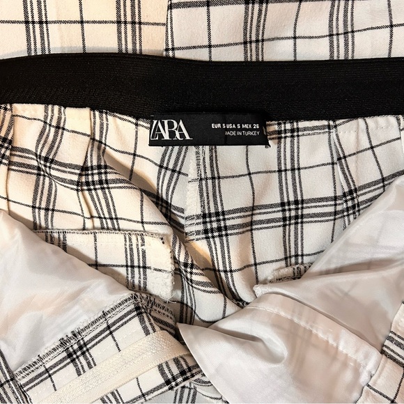 Zara Classic Black and White Plaid Pants - Size Small - Picture 10 of 12